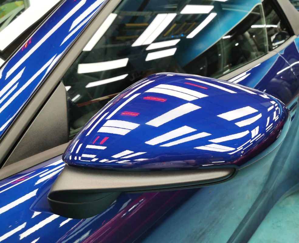 Side panel of the 992 Cabriolet with the ceramic finish locked in.