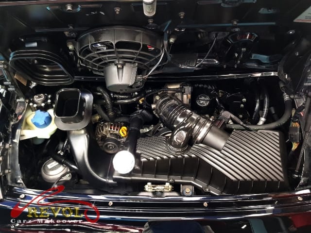 Side panel of the C4 Coupe with the ceramic finish locked in.