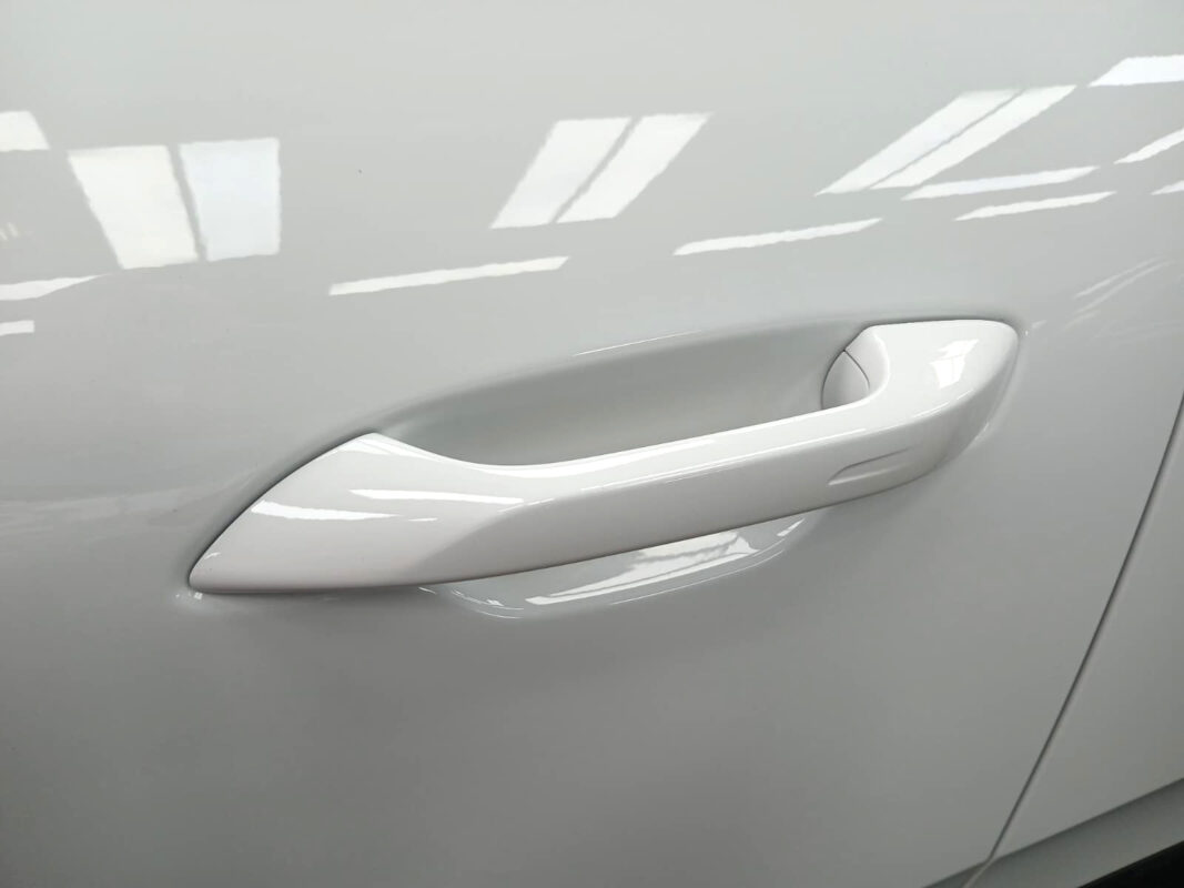 Front three-quarter view of the Porsche Macan after coating.