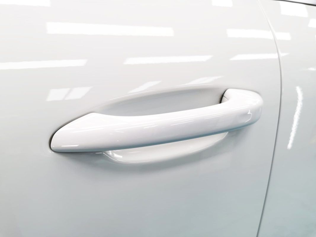 Front three-quarter view of the Porsche Macan II after coating.