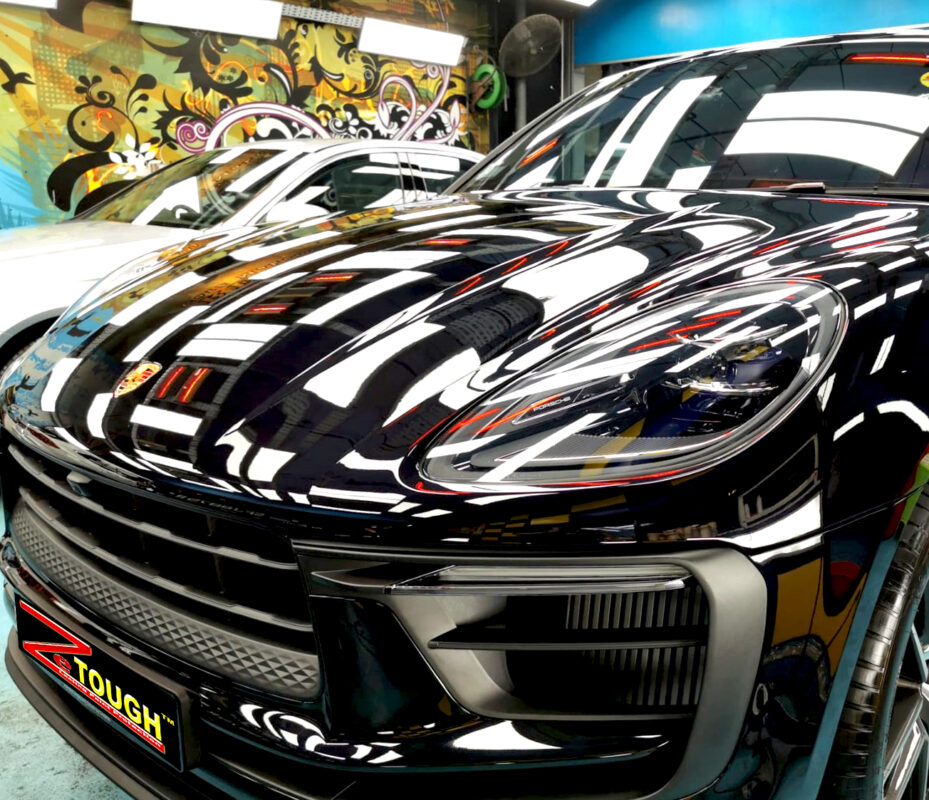 Side view of the Porsche Macan S after the titanium coating.