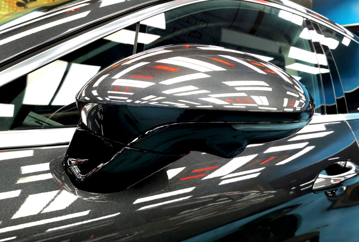 Side panel of the Porsche Panamera with the ceramic finish locked in.