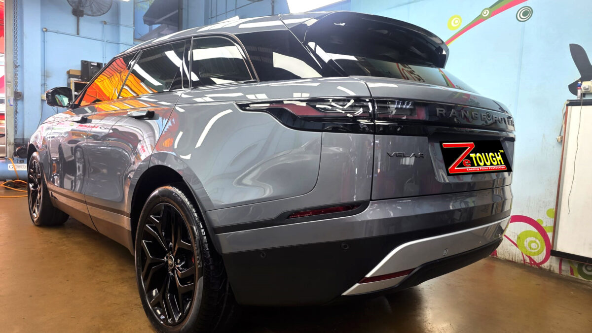 The coated paintwork of the Range Rover Velar, clean and sharp.