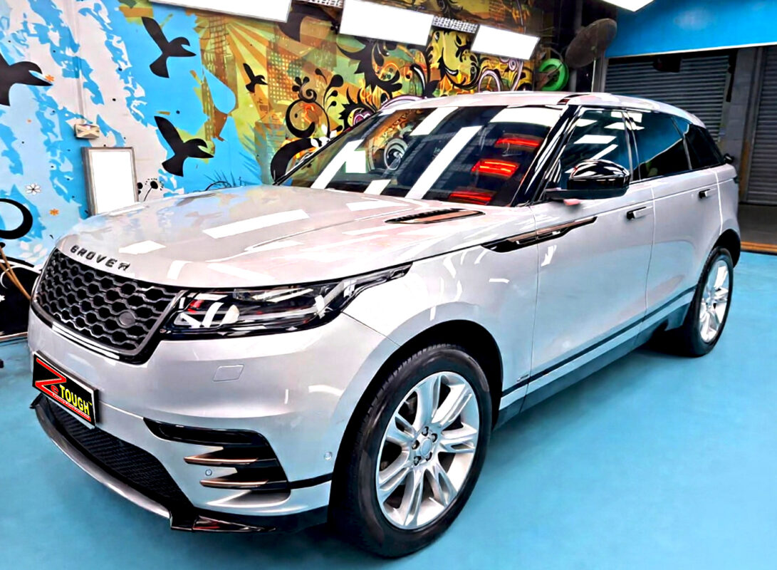 Range Rover Velar, glossy after its ZeTough Ceramic coating.