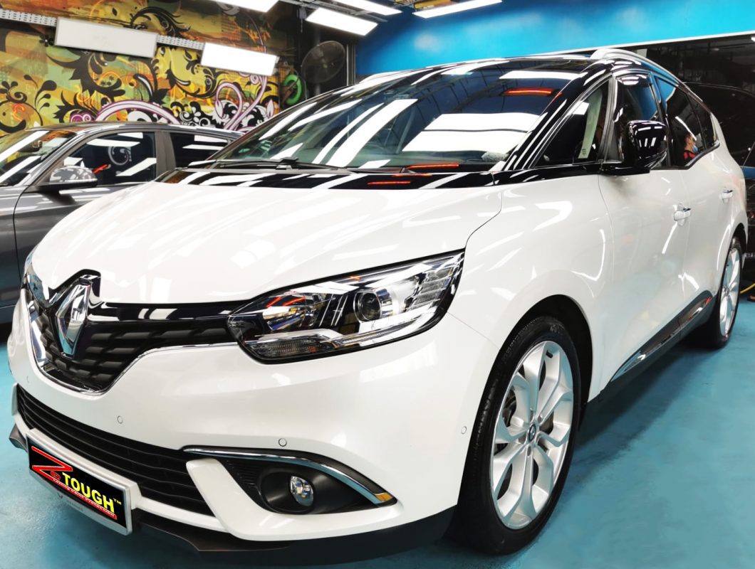 Renault Grand Scenic, sealed with ZeTough Ceramic at Revol Carz.
