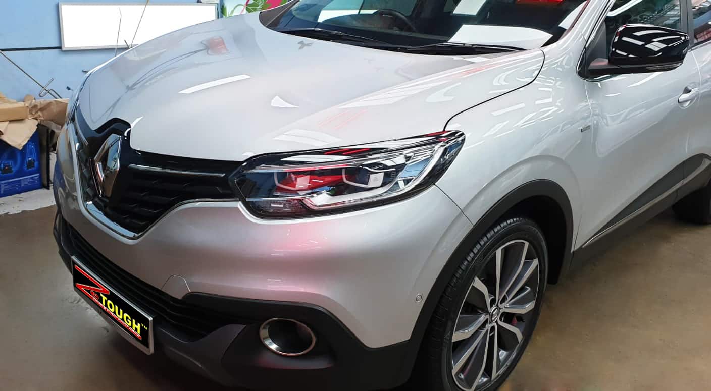 The Renault Kadjar from a side angle after the titanium coating.