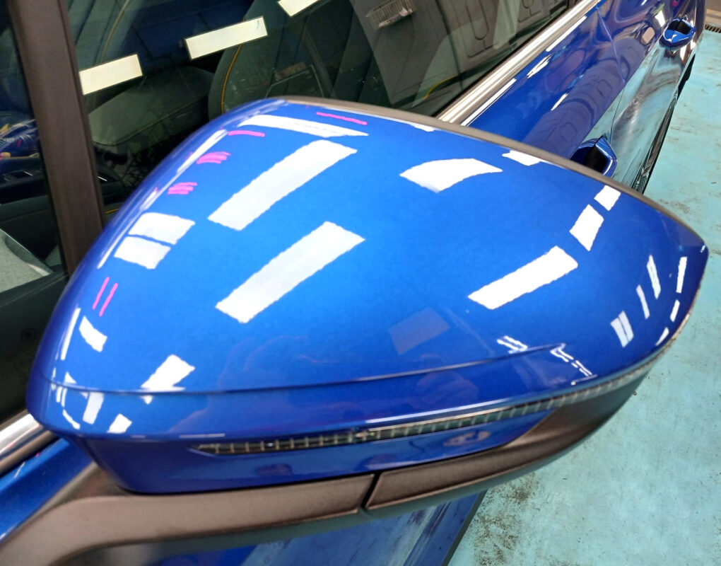 Rear quarter of the Skoda Enyaq after coating.