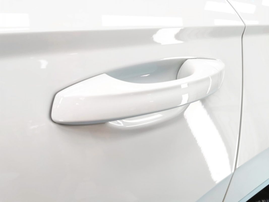 Front three-quarter view of the Skoda Karoq after coating.