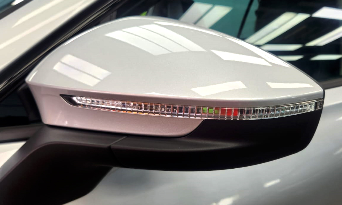 Side panel of the Skoda Kodiaq with the ceramic finish locked in.