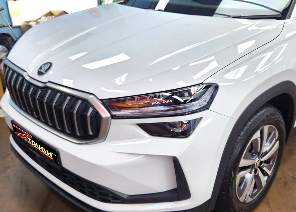 The Skoda Kodiaq from a side angle after the ceramic coating.