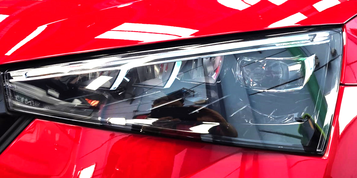 The Scala's coated paintwork showing clean reflections.