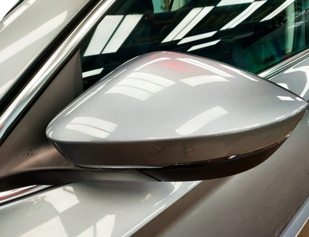 Side panel of the Superb with the ceramic finish locked in.