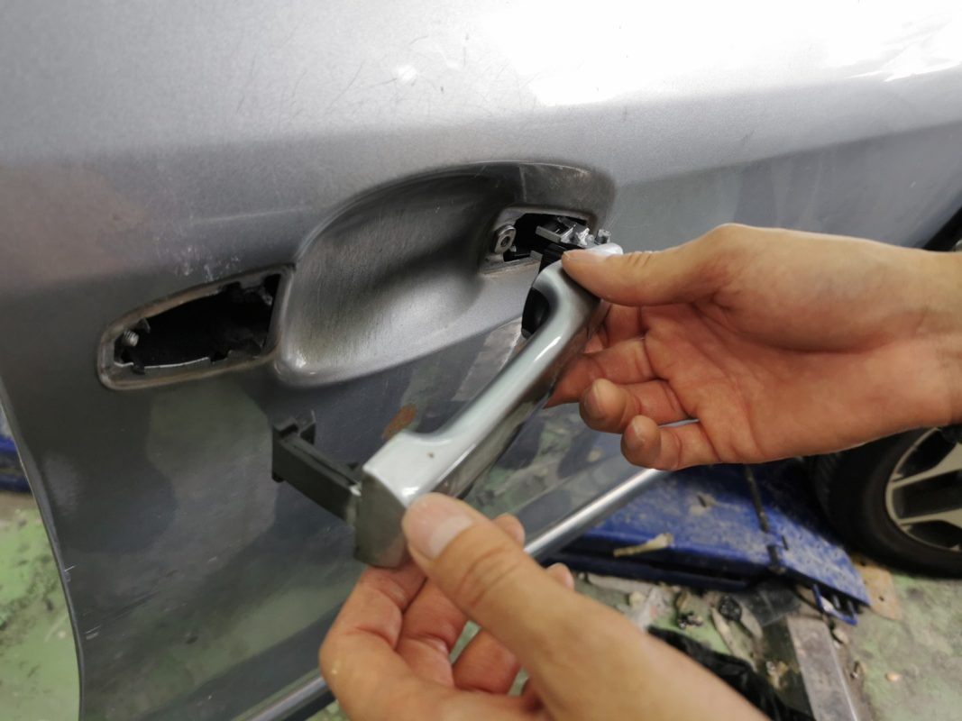 Parts being dismantled from the Forester in preparation for spraying.
