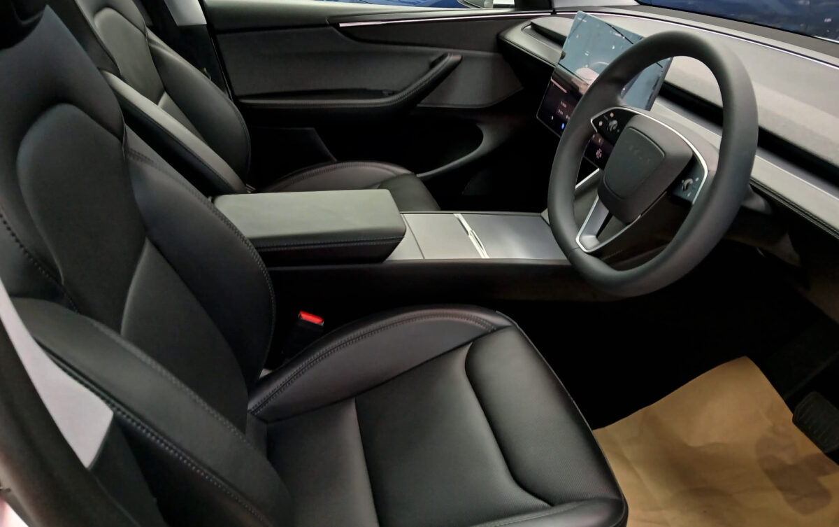 Detail of the Tesla Model Y's bodywork sealed with ZeTough Ceramic.