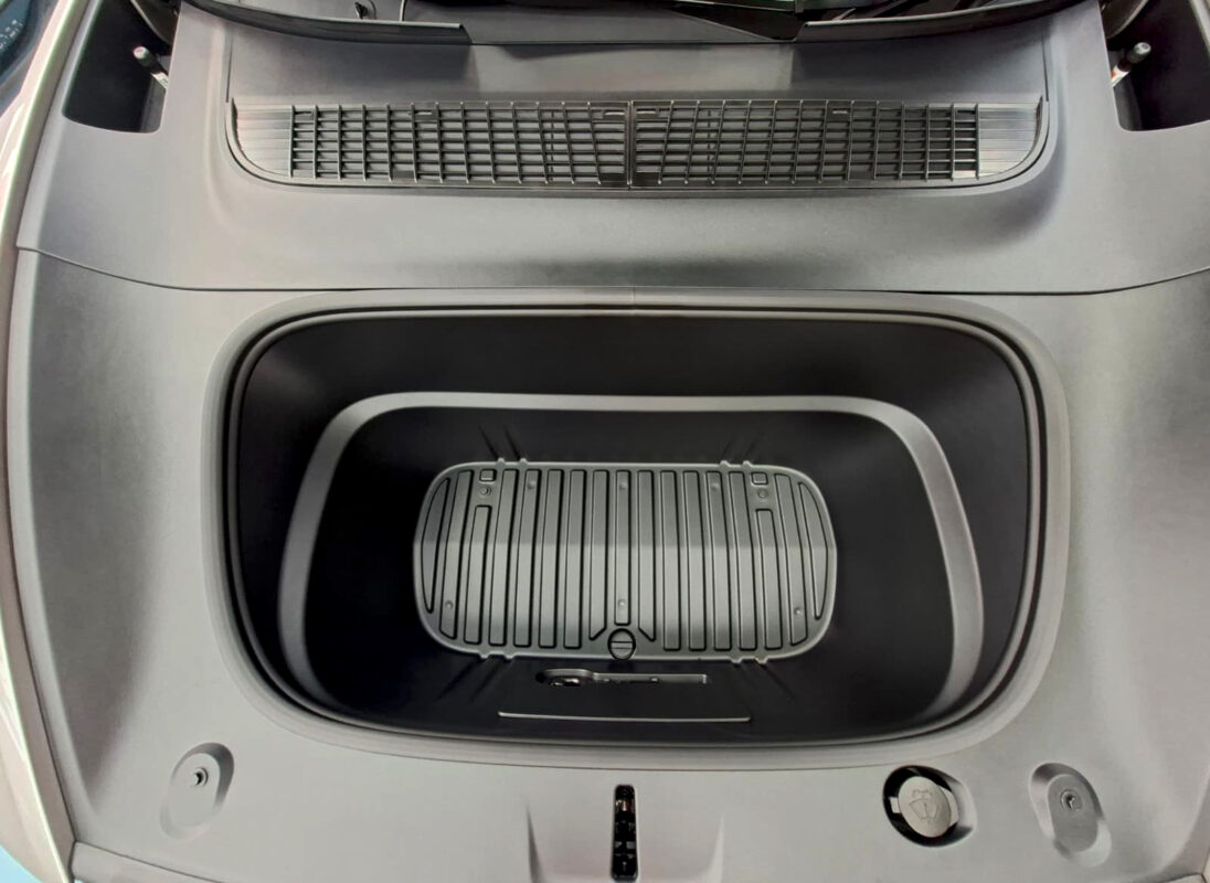 The Model YL's high-gloss finish after detailing and coating.