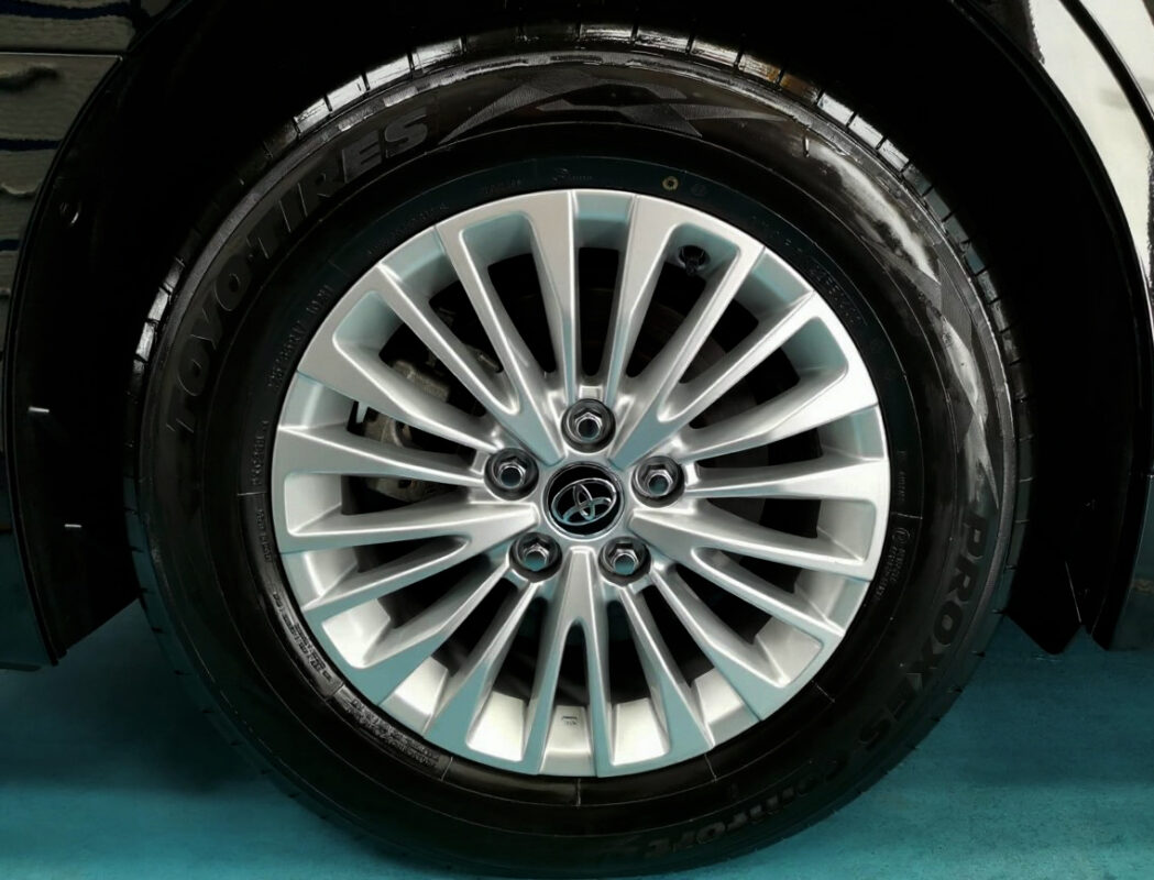 The Toyota Alphard with its fresh, coated finish.