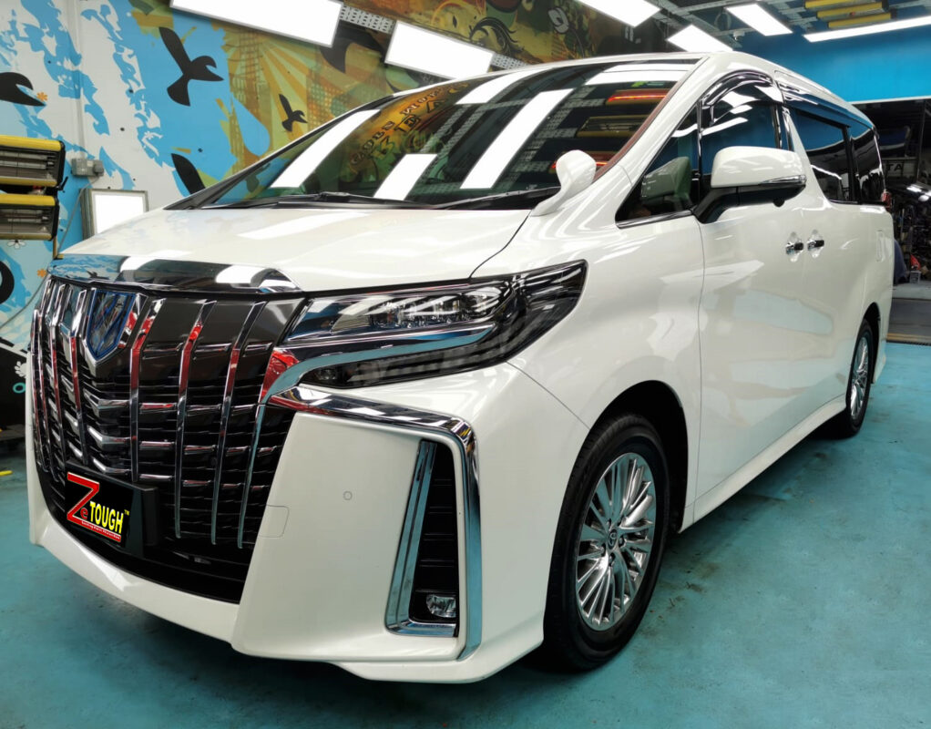 Toyota Alphard, sealed with ZeTough Ceramic at Revol Carz.