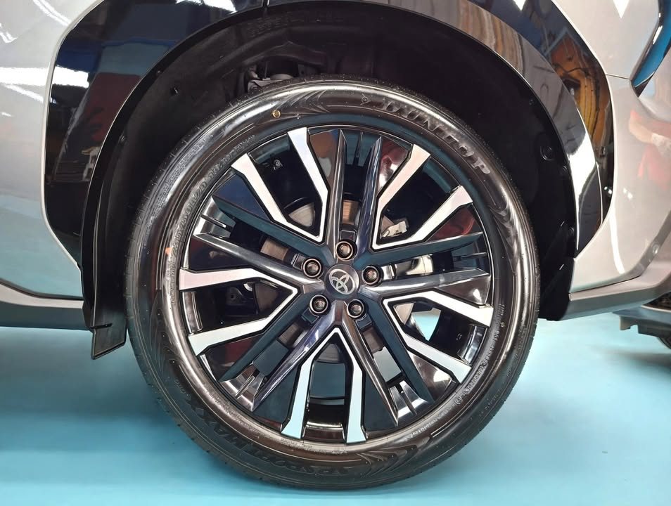 Two-tone alloy wheel and tyre on the Toyota bZ4X.