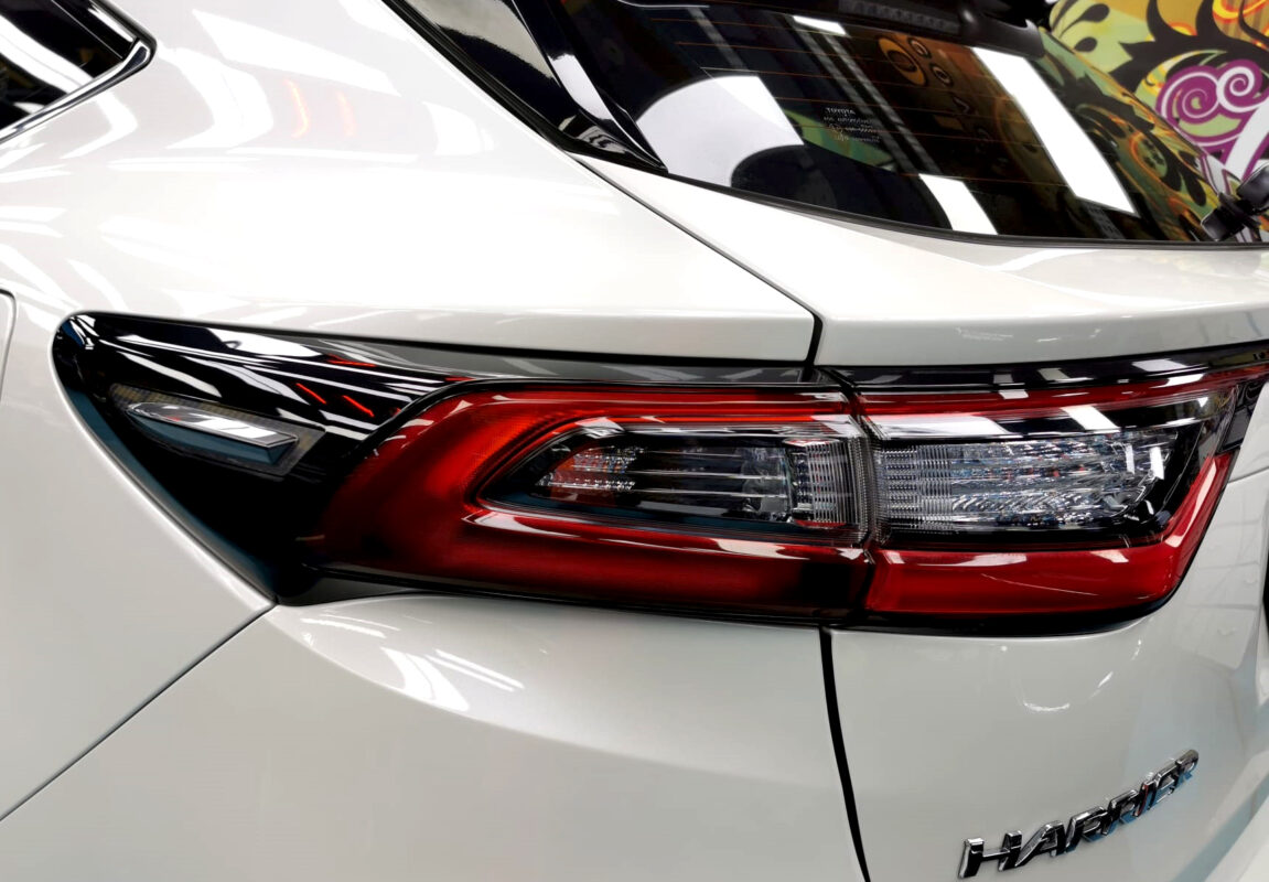 The finished Toyota Harrier, glossy and protected.