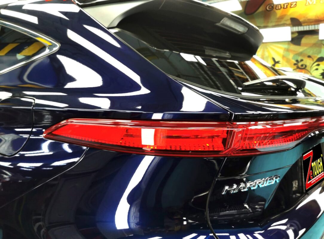 The finished Toyota Harrier, glossy and protected.