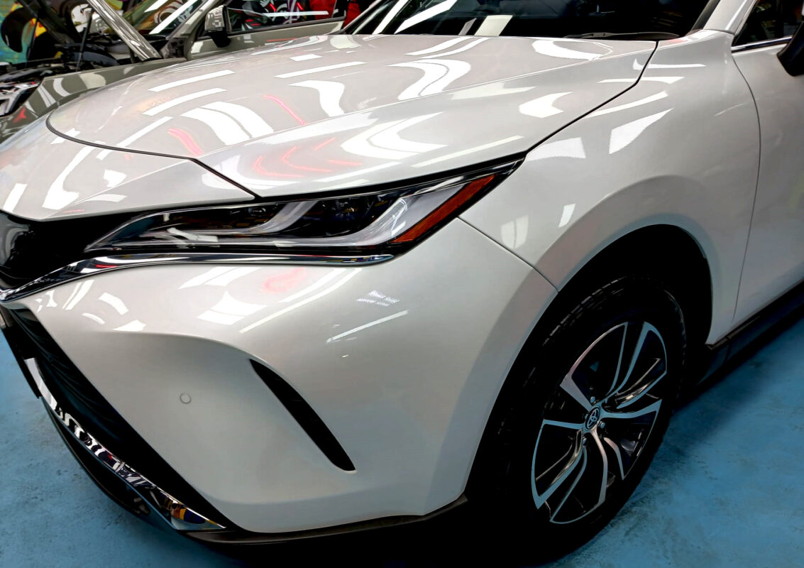 The Toyota Harrier from a side angle after the titanium coating.