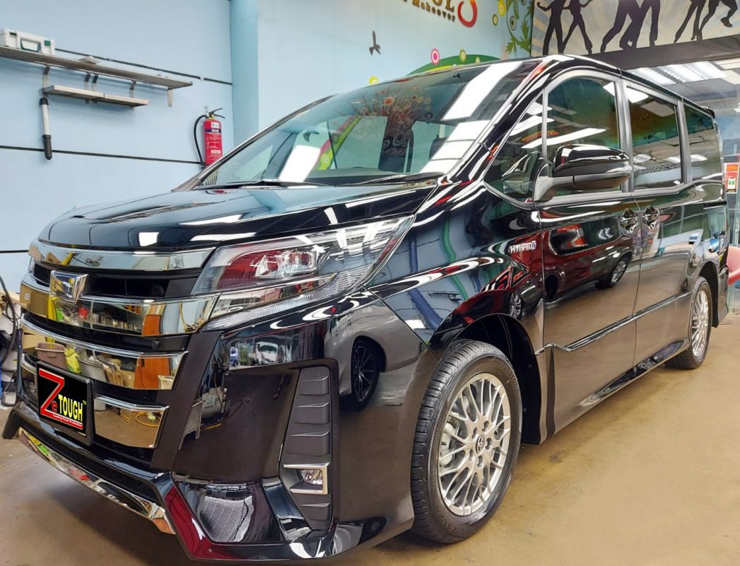 Toyota Noah, sealed with ZeTough Titanium at Revol Carz.
