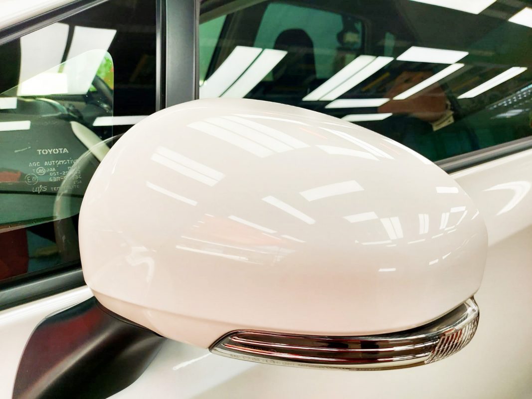Side panel of the Prius Plus with the titanium finish locked in.