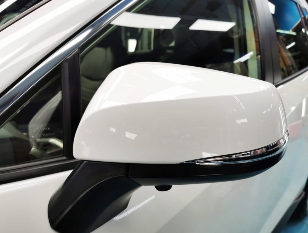 Side panel of the RAV4 with the ceramic finish locked in.