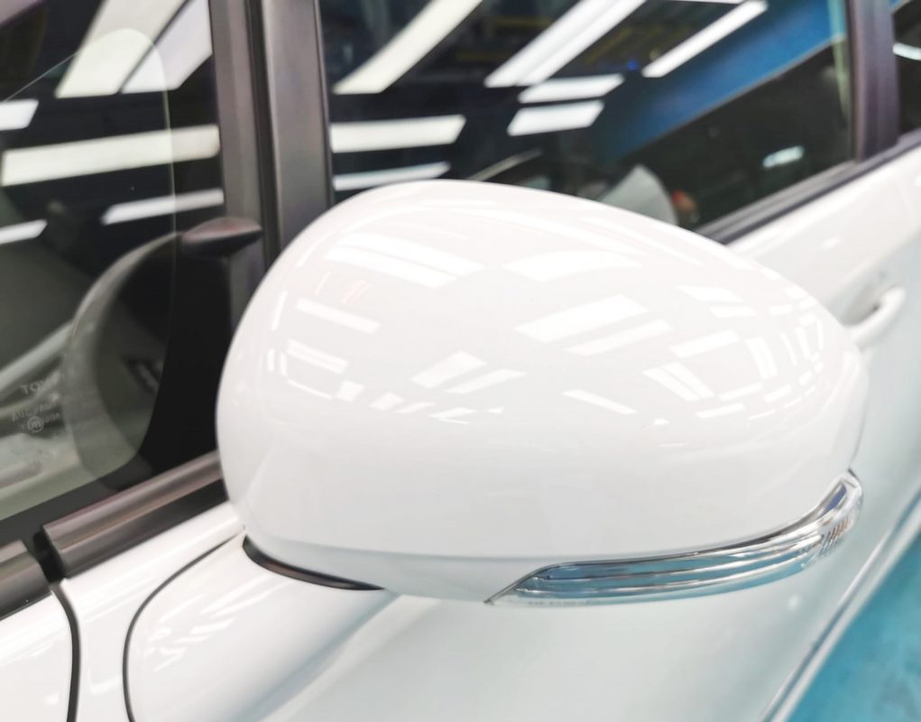 Side panel of the Toyota Wish with the ceramic finish locked in.