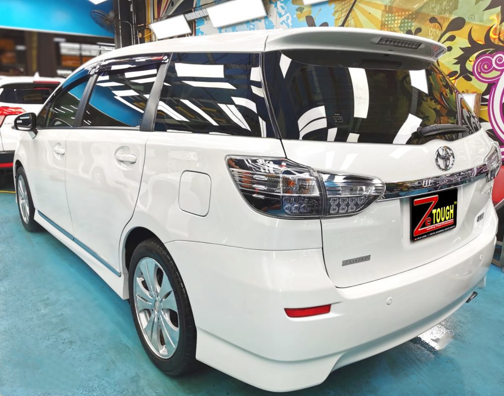 Rear quarter of the Toyota Wish, glossy and protected.