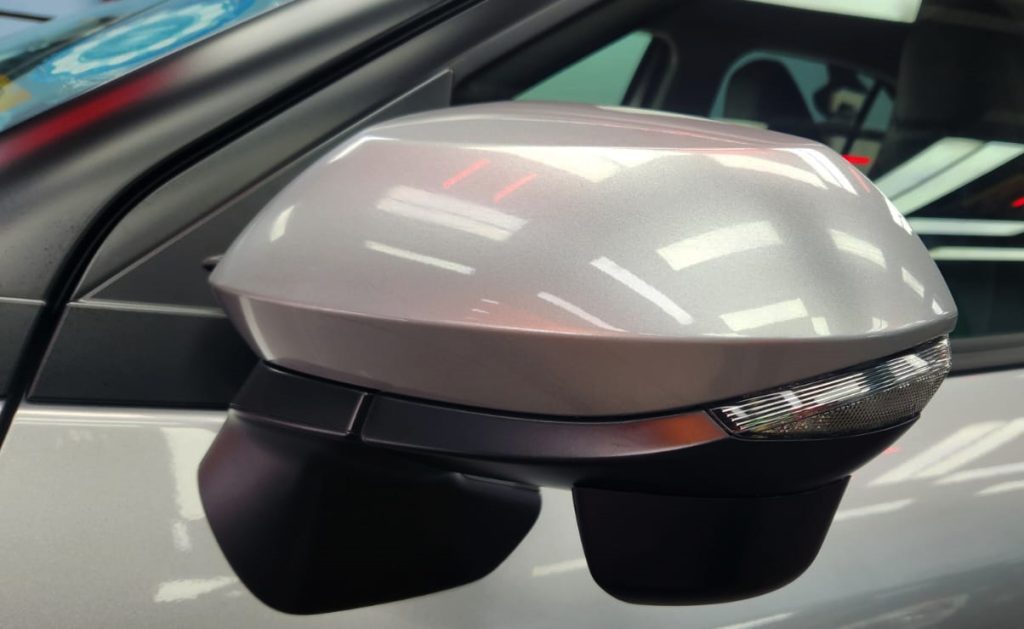Side panel of the Toyota Yaris with the ceramic finish locked in.