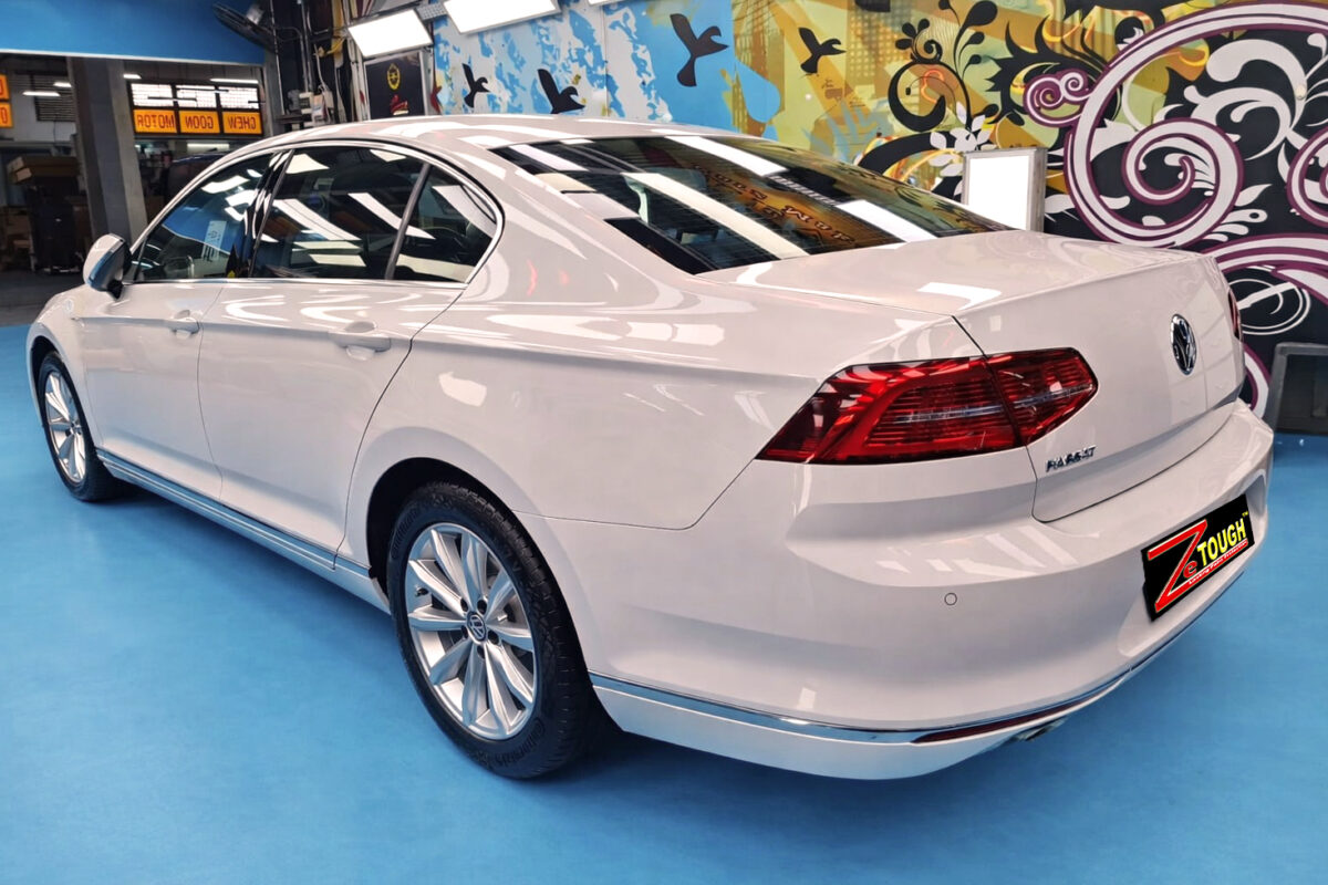 The coated paintwork of the Volkswagen Passat, clean and sharp.
