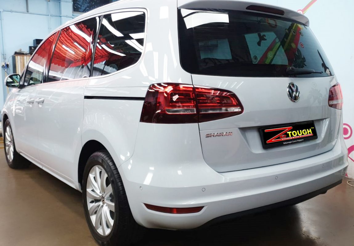 Rear quarter of the Volkswagen Sharan, glossy and protected.