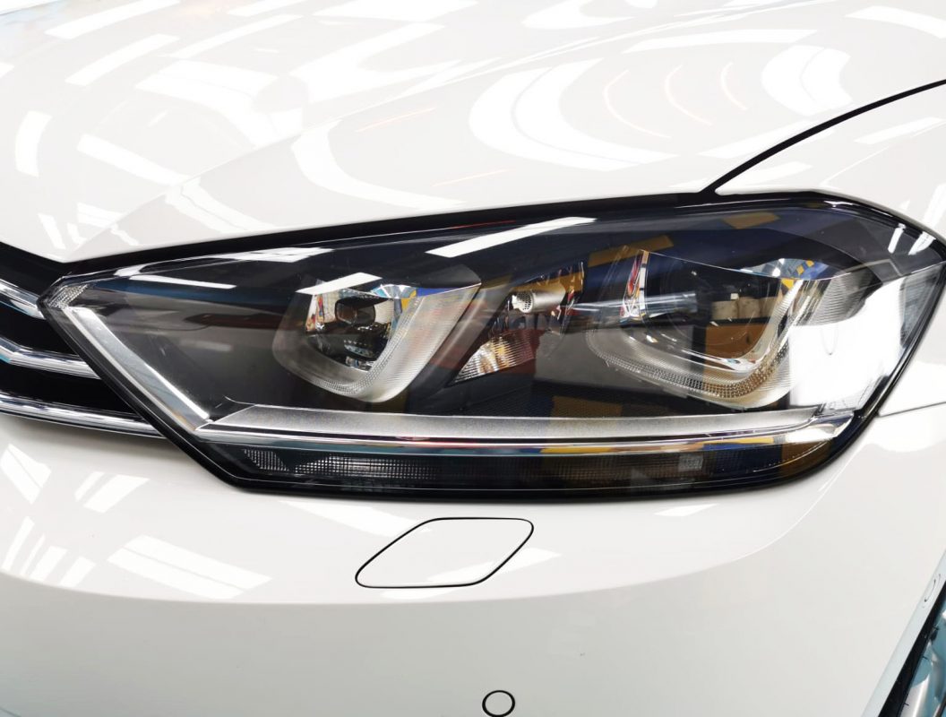 The Sportsvan's coated paintwork showing clean reflections.