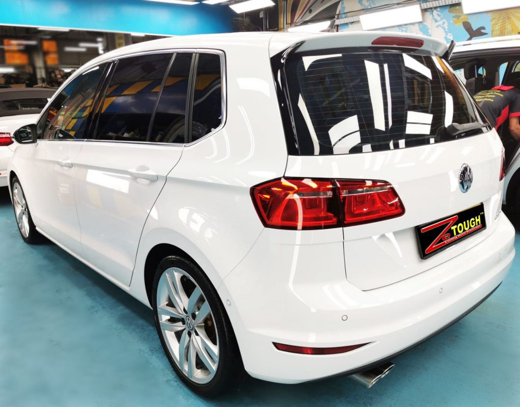 Rear quarter of the Volkswagen Sportsvan, glossy and protected.