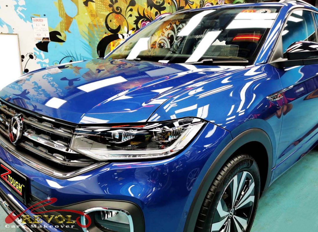 The Volkswagen T-Cross from a side angle after the ceramic coating.