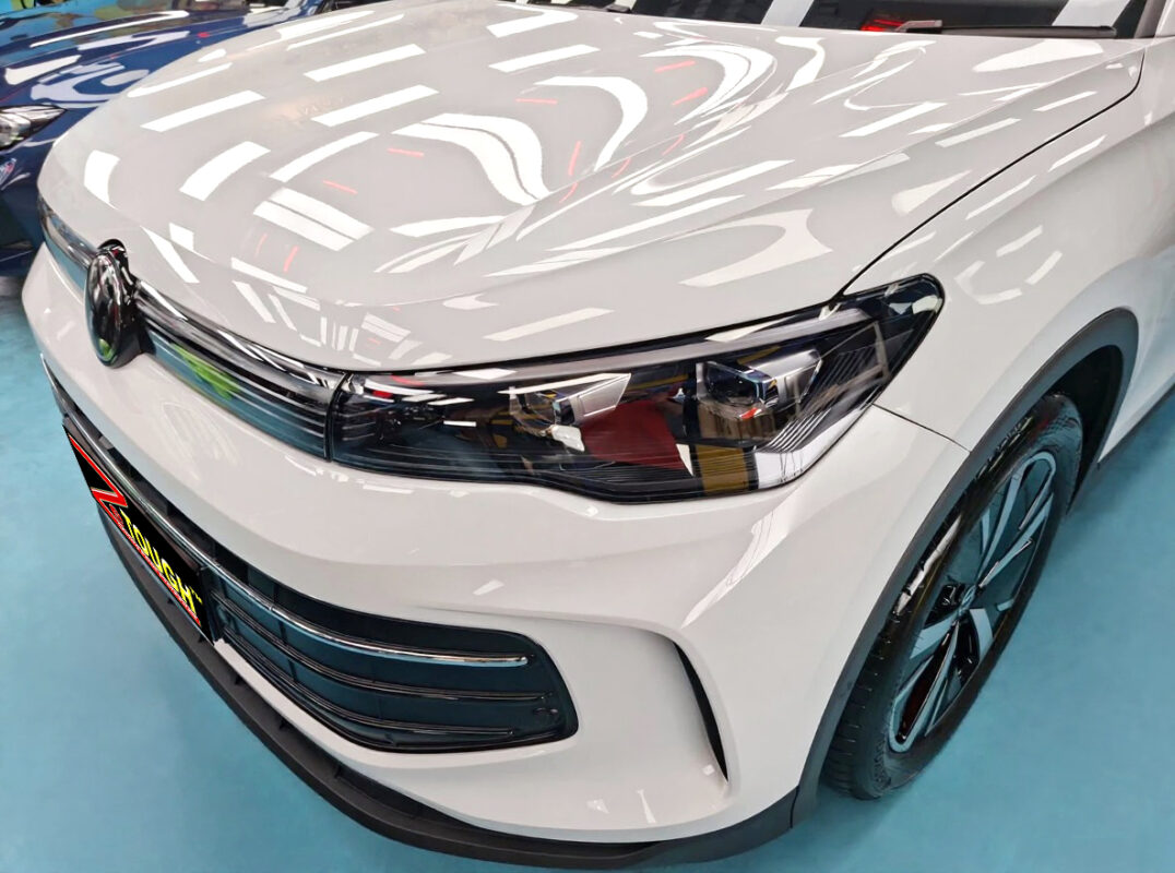 The Volkswagen Tiguan from a side angle after the ceramic coating.