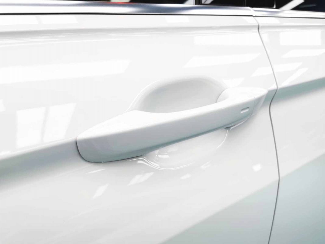 Front three-quarter view of the Volkswagen Tiguan after coating.