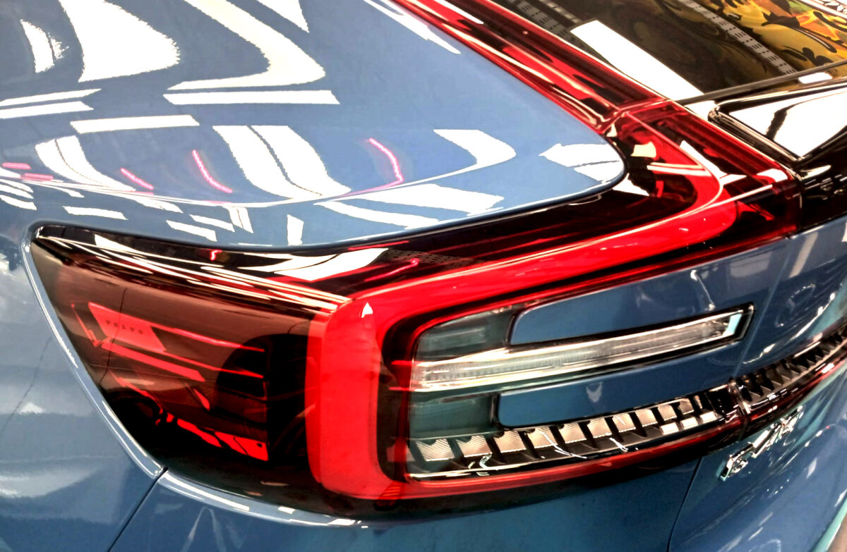 Front three-quarter view of the Volvo C40 after coating.