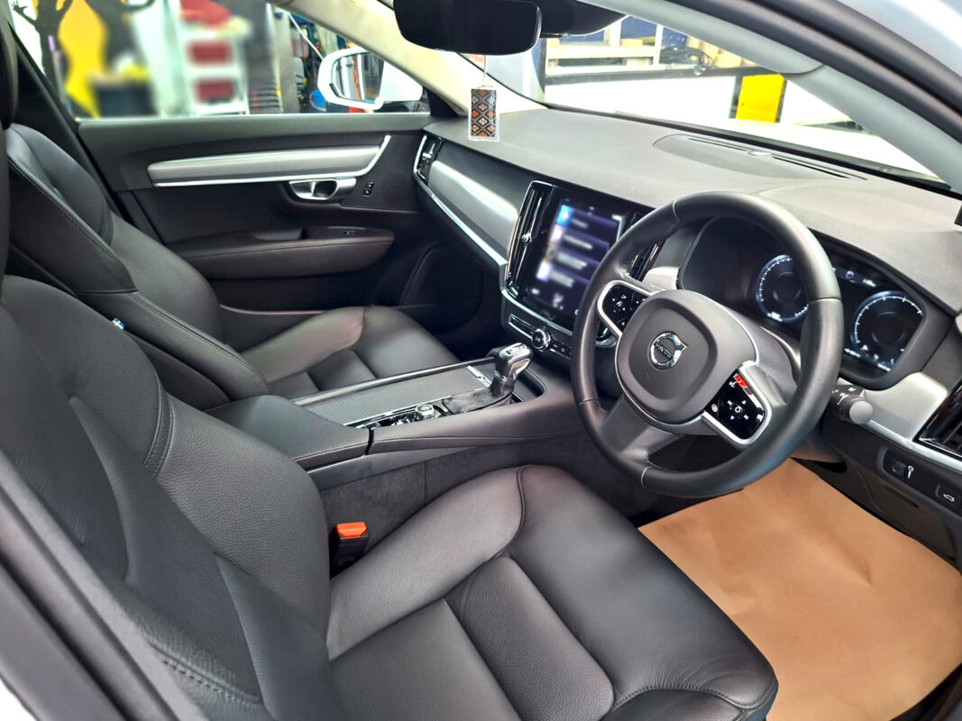 The Volvo S90's protected, high-gloss finish.