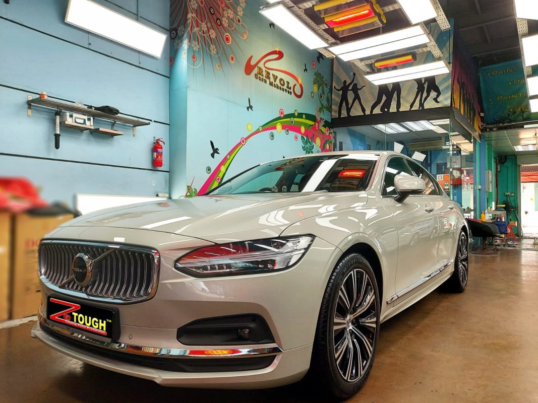 Volvo S90, sealed with ZeTough Titanium at Revol Carz.