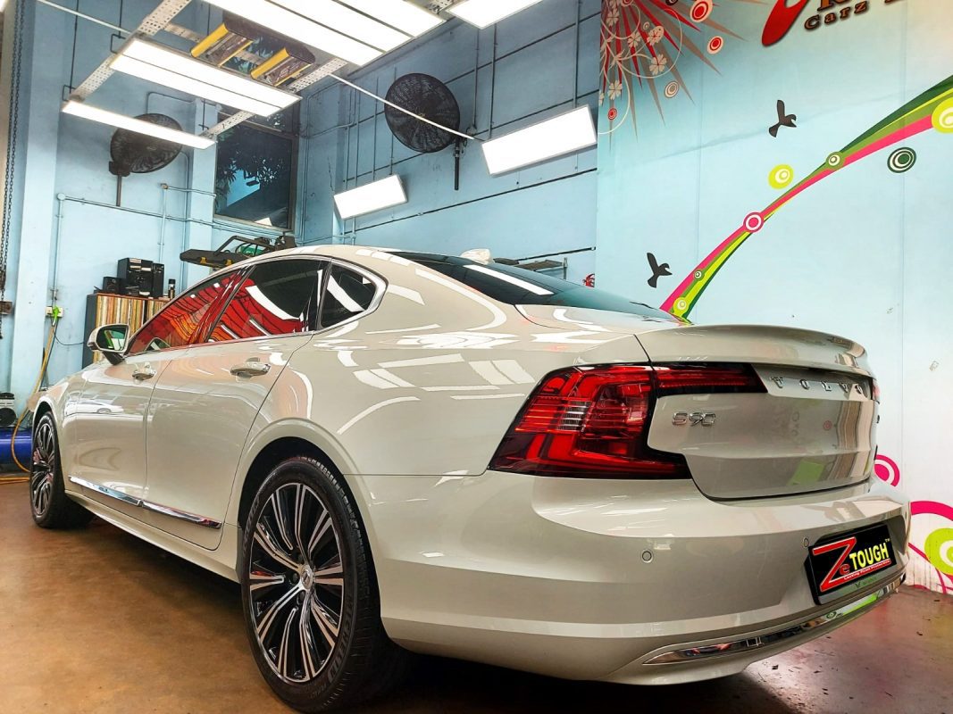Rear quarter of the Volvo S90, glossy and protected.