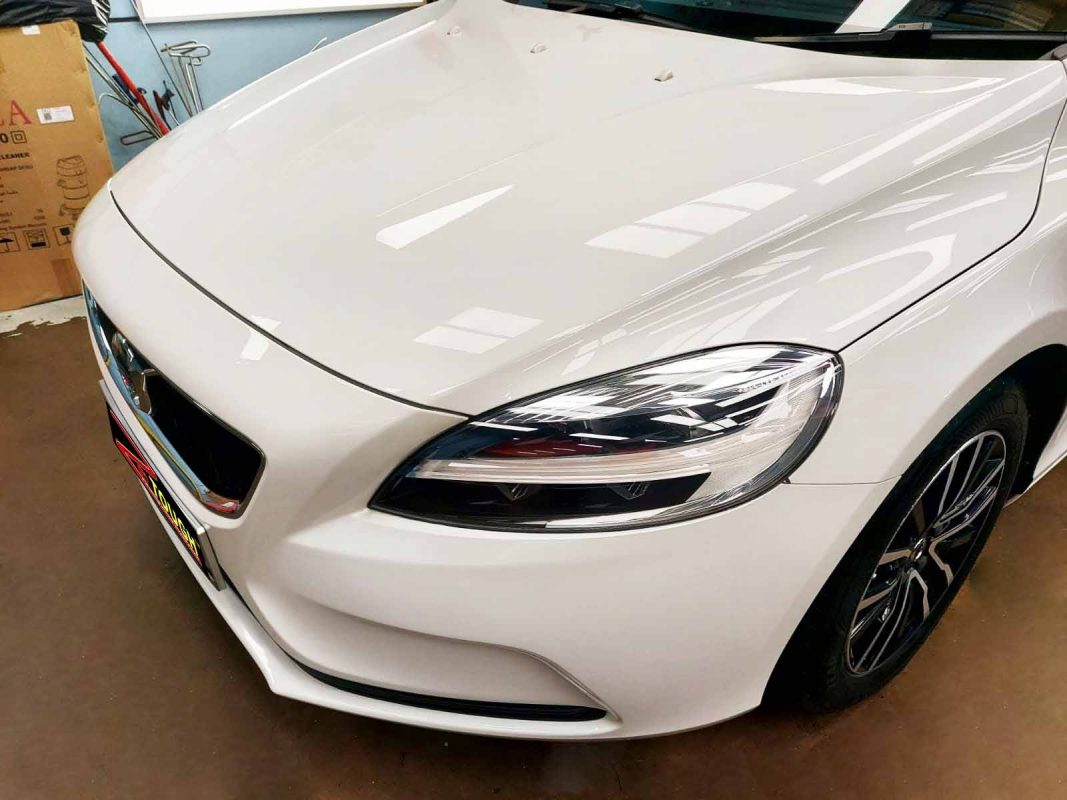 The Volvo V40 from a side angle after the ceramic coating.