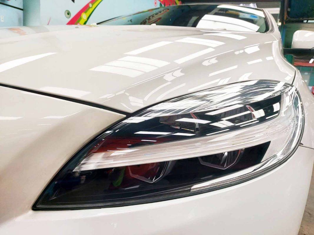 The V40's coated paintwork showing clean reflections.