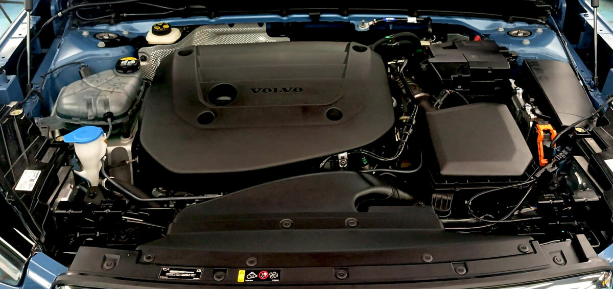 Detail of the Volvo XC40 bodywork sealed with ZeTough Titanium.