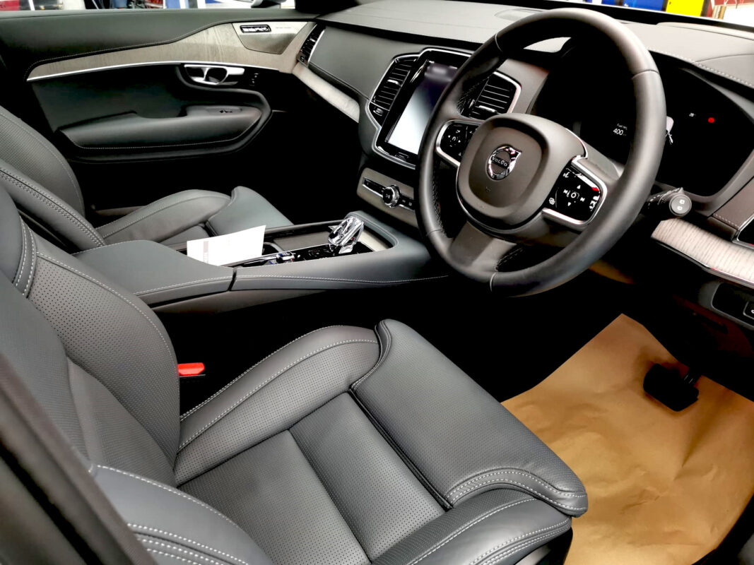 Front three-quarter view of the Volvo XC90 after coating.