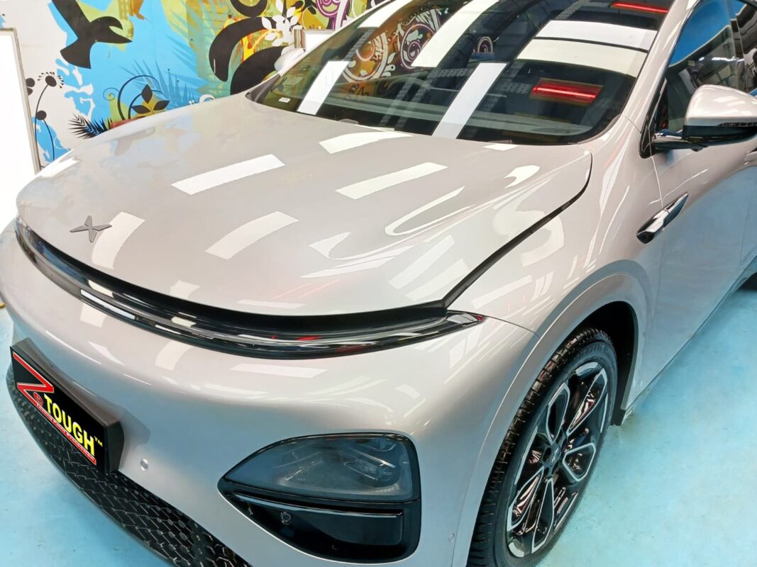 Side angle of the XPeng G6 after the ceramic coating.