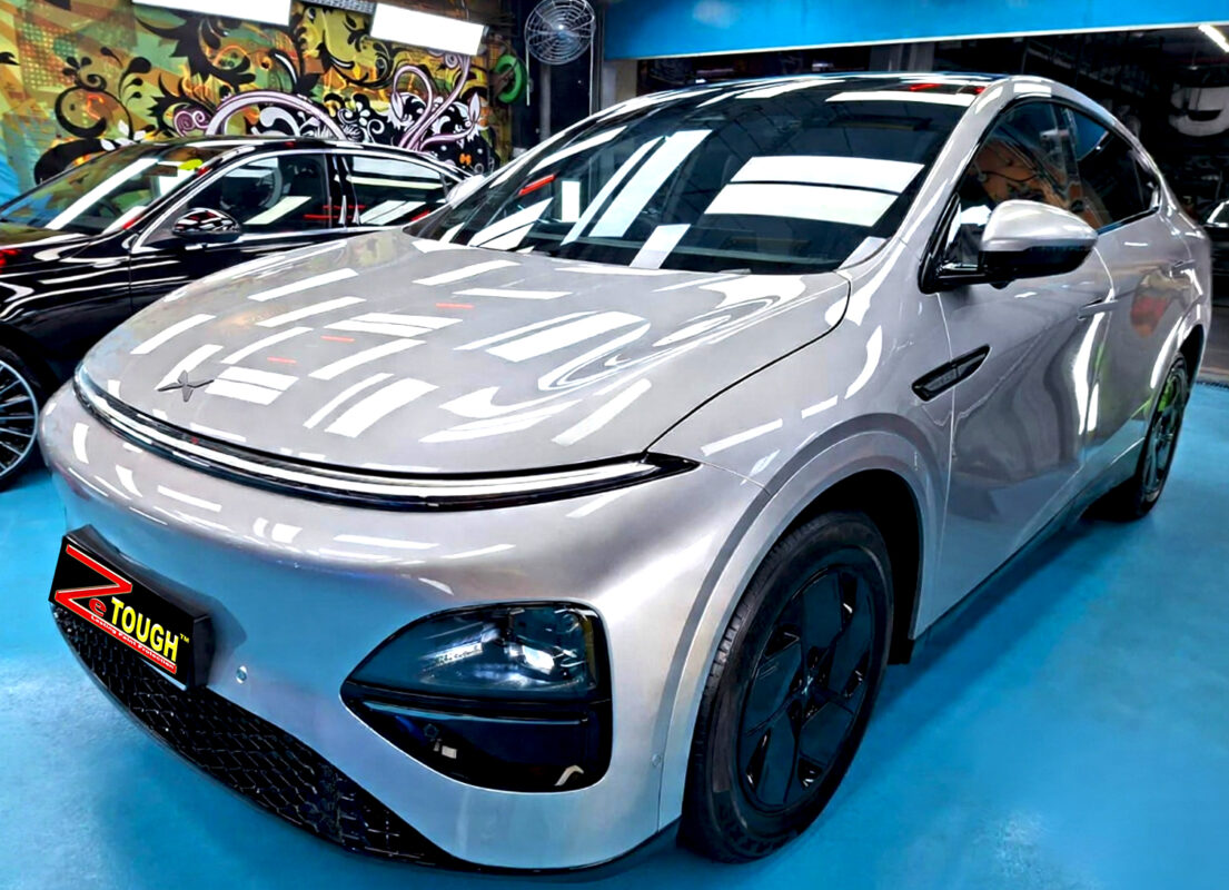 XPENG G6, glossy after its ZeTough Ceramic coating.