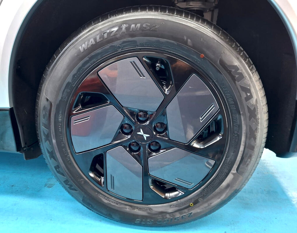 The XPENG G6 with its fresh, coated finish.