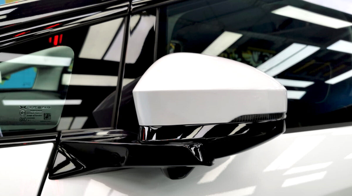 Rear three-quarter view of the XPeng X9 with the coating sealed.